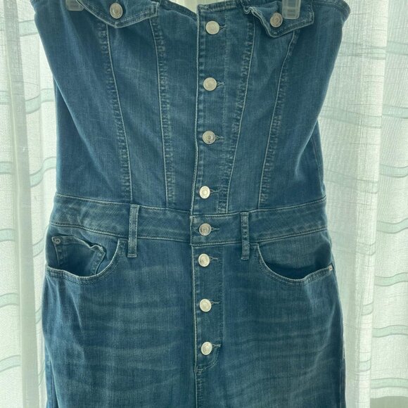 Denim Button, con botones  en mahon, marca Guess size Large. - Picture 6 of 8